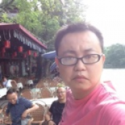 静静的美男子