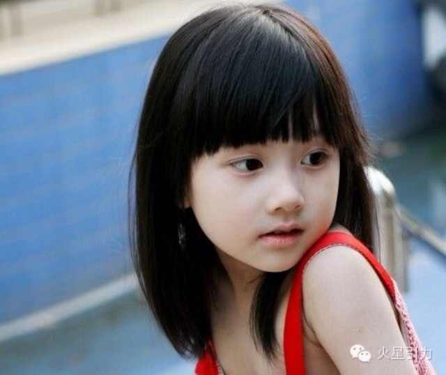 风中飞舞着火花